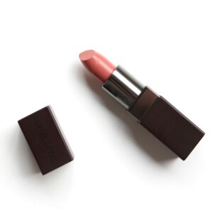Matte Longstay Lipstick with Avocado Oil & Vitamin E for 12 Hour Long Stay-01 Carnation Nude - 2 g